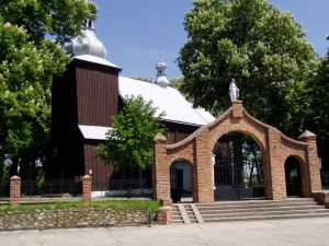 Kościół parafii pod wezwaniem Świętego Krzyża w Łowiczku